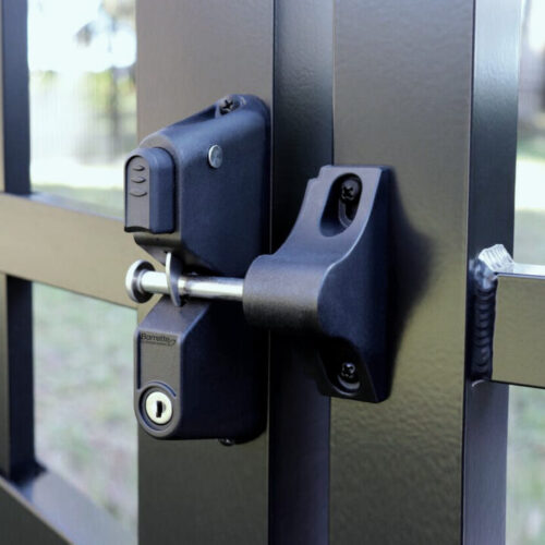 Gravity Lock One Sided Black. Works with wood, vinyl, aluminum and metal fence gates